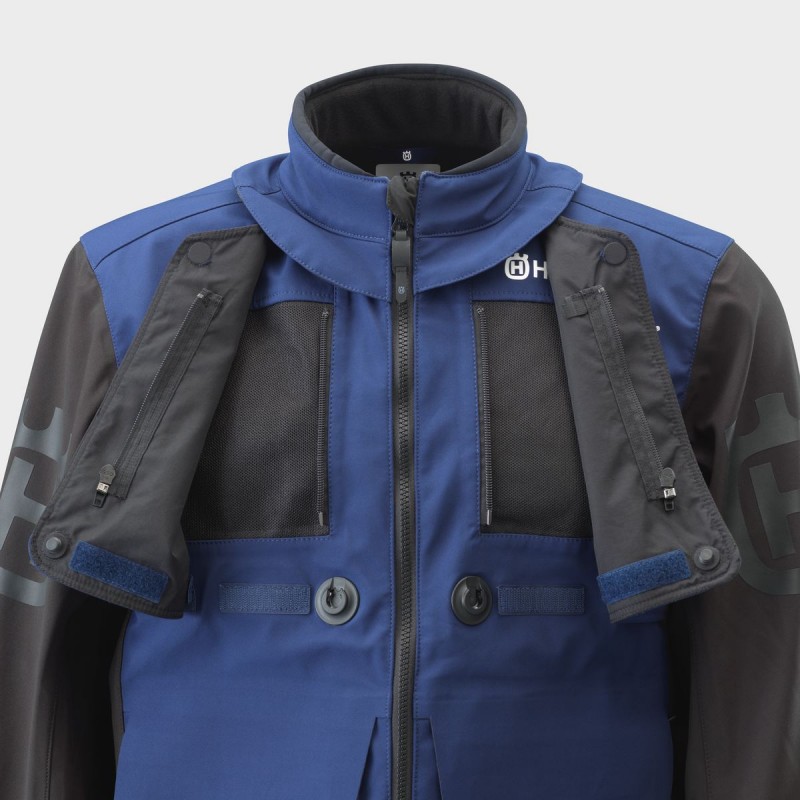equipacion-husqvarna-chaqueta-pantalon-gotland-azul (3)