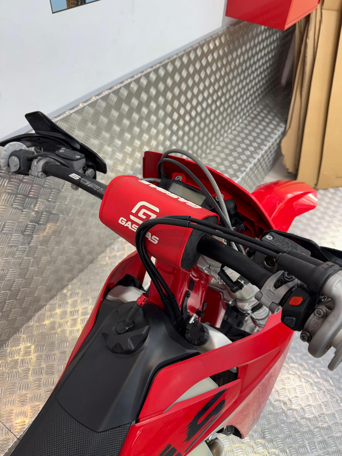 WhatsApp Image 2026-01-09 at 12.45.40 (2)