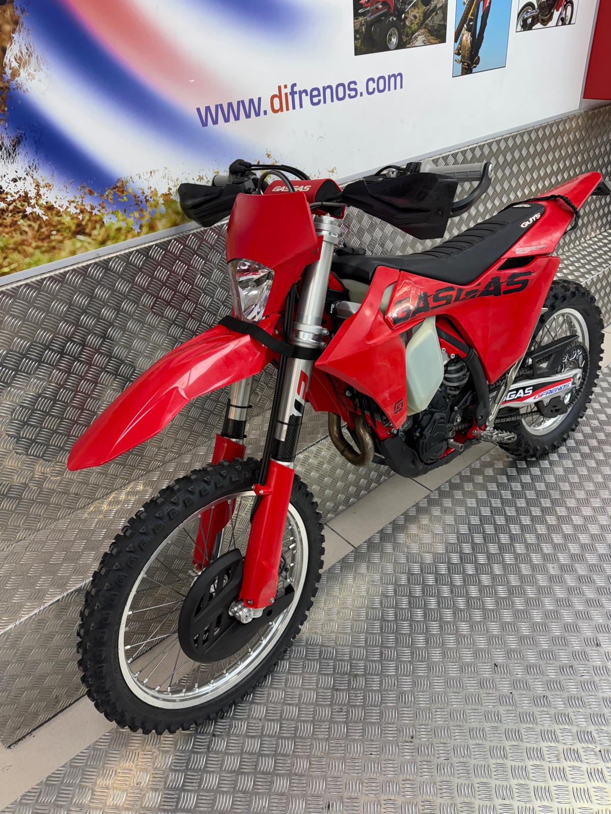 WhatsApp Image 2026-01-09 at 12.45.41 (1)